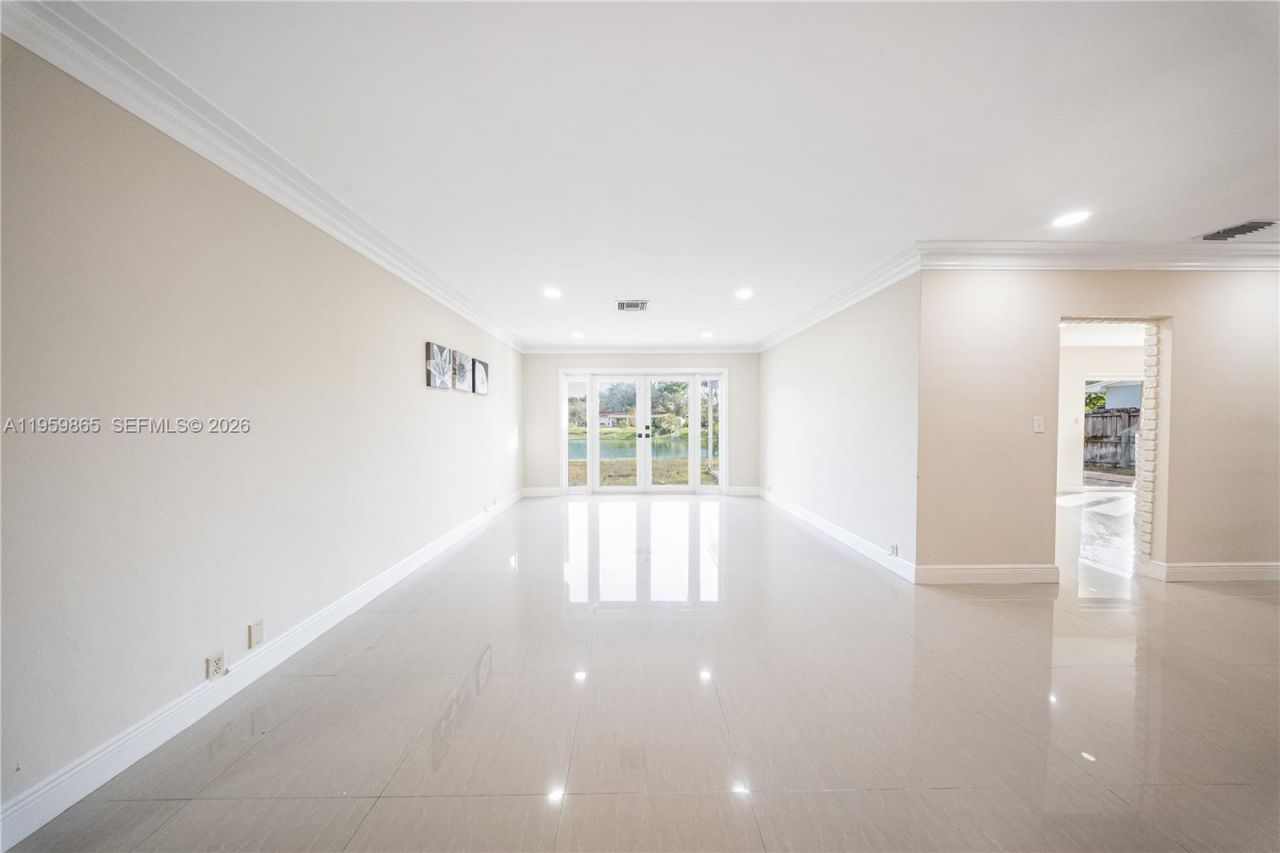 14530 SW 77th St, Miami, FL 33183 Photo