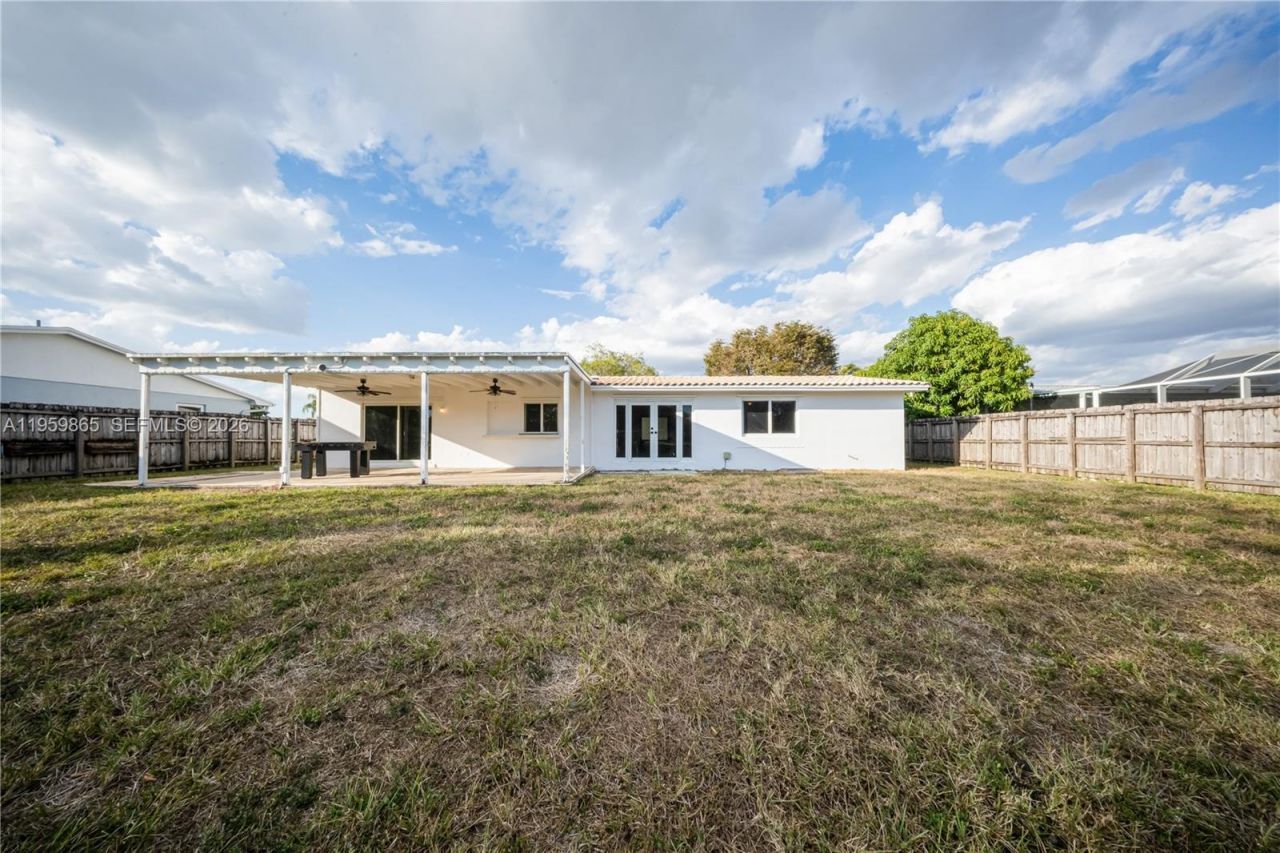 14530 SW 77th St, Miami, FL 33183 Photo