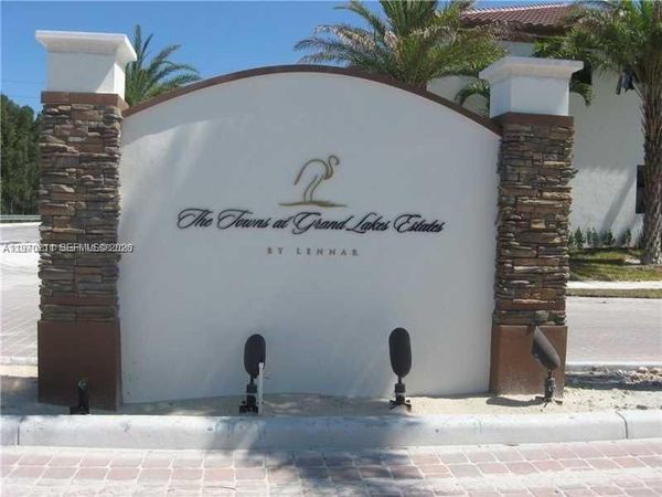 16585 SW 42nd Way, Unit 16585, Miami, FL 33185