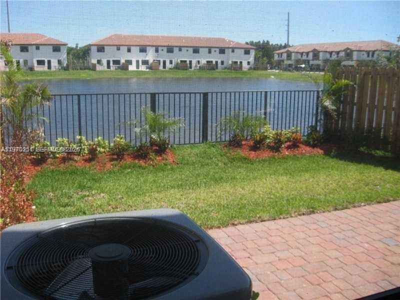 16585 SW 42nd Way, Unit 16585, Miami, FL 33185 Photo