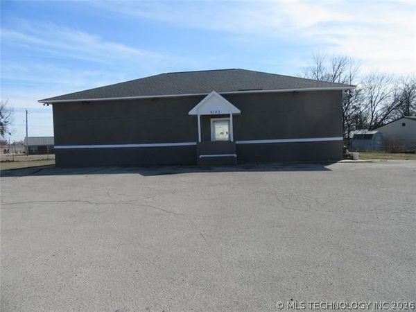 9105 S Us Hwy 69 , Savanna, OK 74565