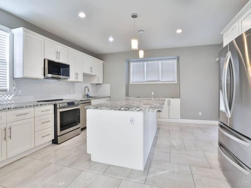 11431 Fremantle Drive, Forest Park, OH 45240 Photo 12