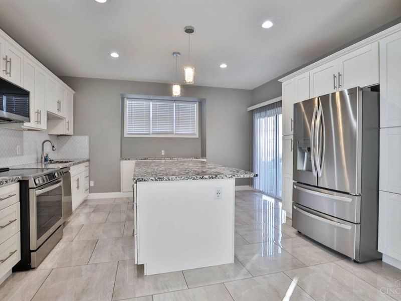 11431 Fremantle Drive, Forest Park, OH 45240 Photo 13