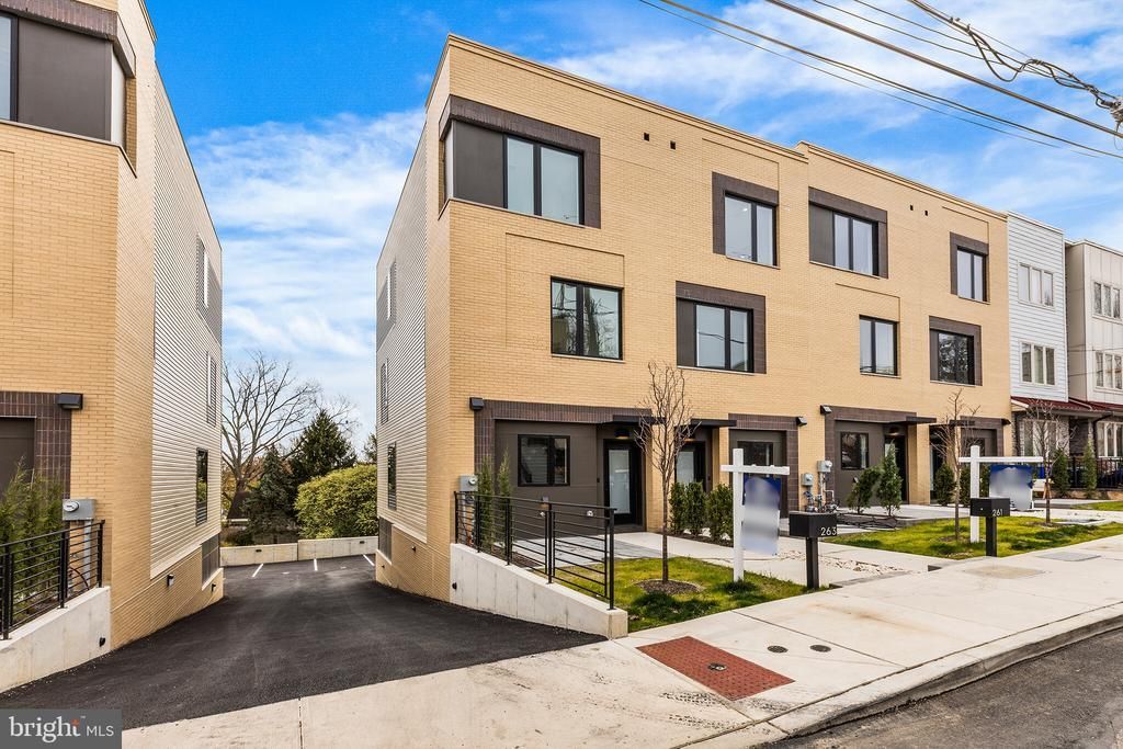 265 Delmar Street, Unit B, Philadelphia, PA 19128 Main Photo