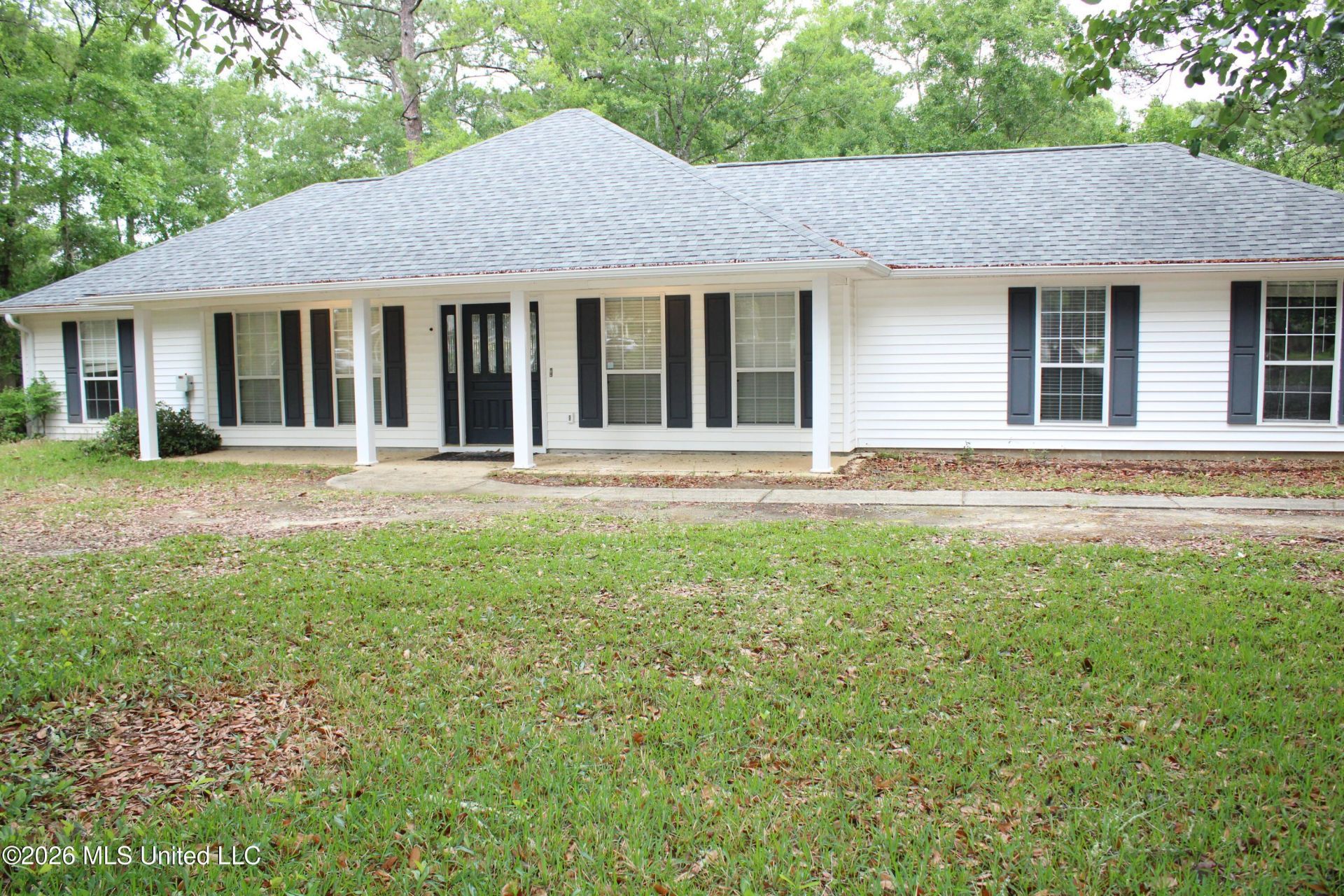 9300 Ridgeview Drive, Ocean Springs, MS 39564 Main Photo