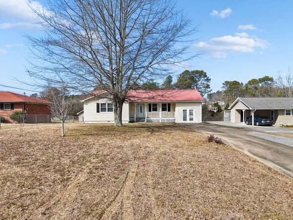 133 NE Cloverleaf Court NE, Cleveland, TN 37323