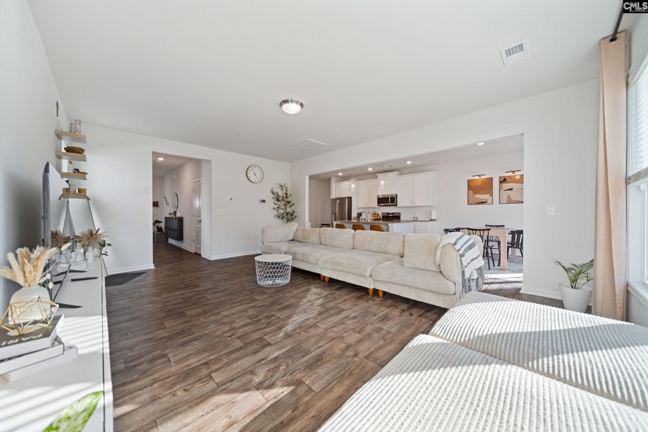 315 Savannah Wood Road  Photo 10