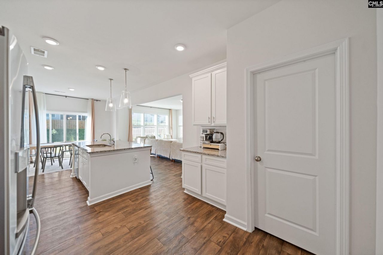 315 Savannah Wood Road  Photo 12