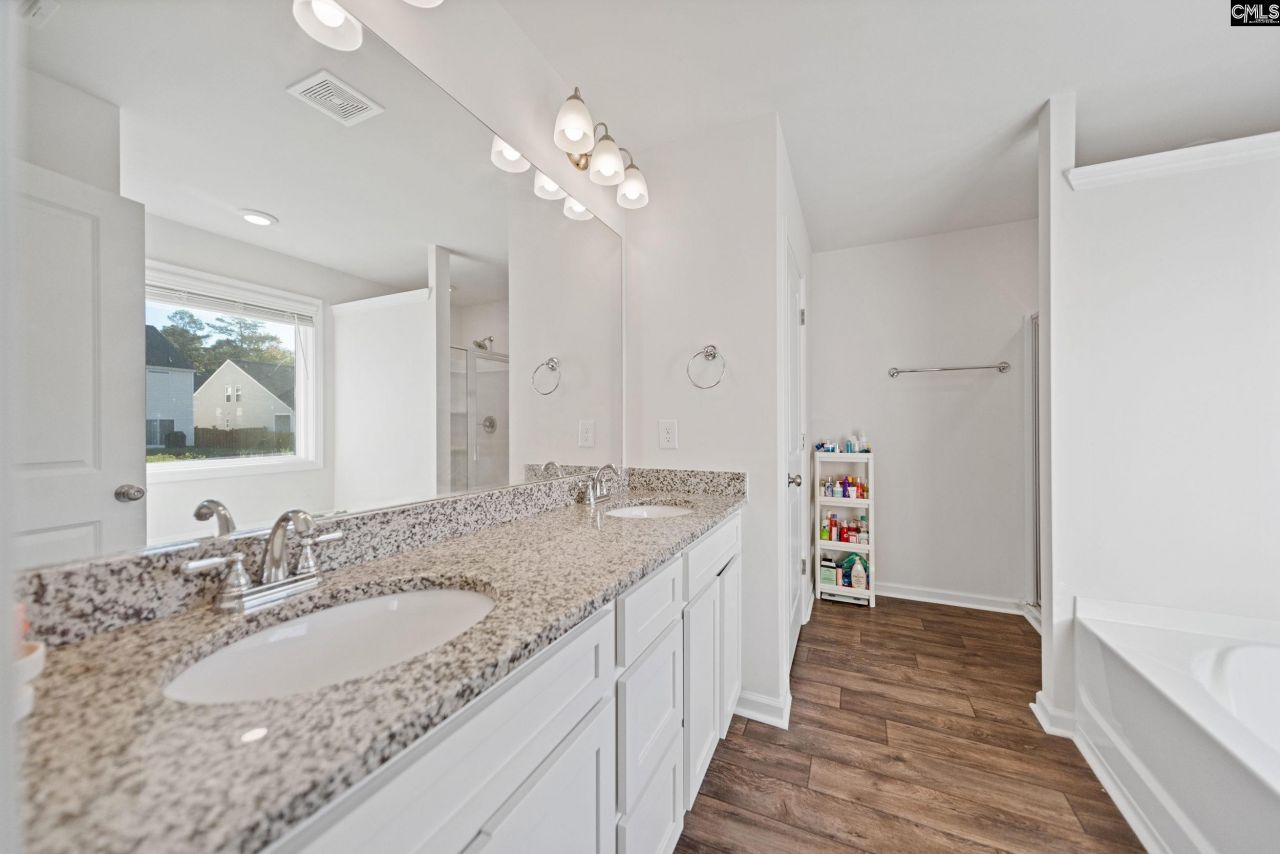 315 Savannah Wood Road  Photo 15