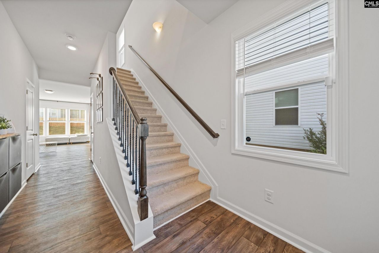 315 Savannah Wood Road  Photo 8