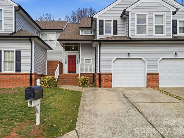 8729 Fox Chase Lane, Charlotte, NC 28269