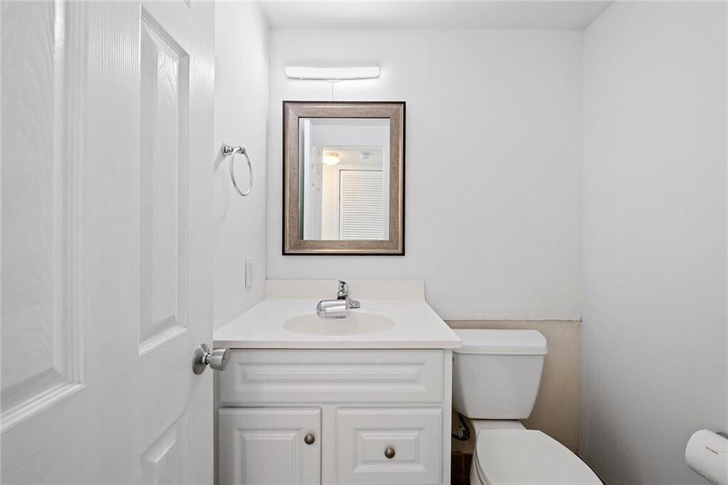 5201 NE 24th Terrace, Unit A201, Fort Lauderdale, FL 33308 Photo