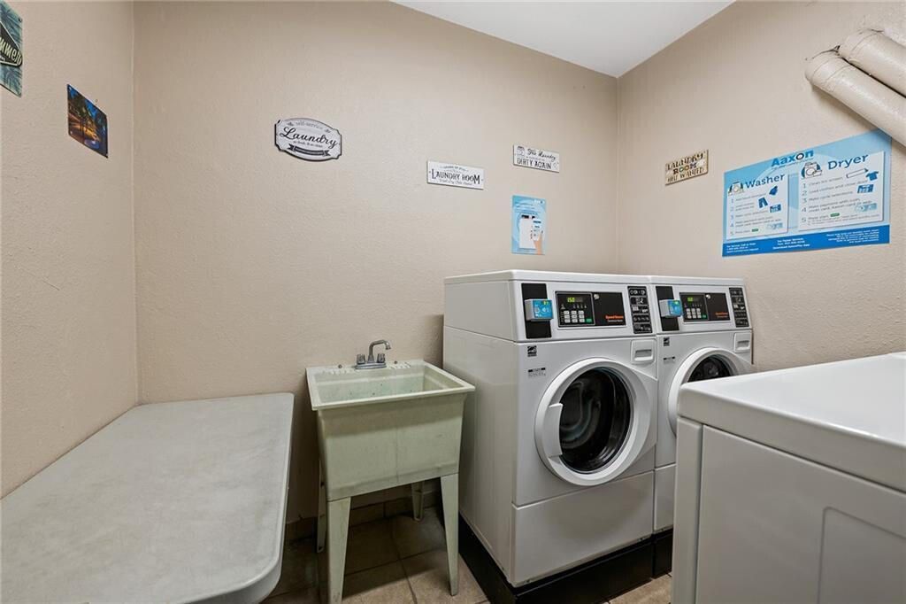 5201 NE 24th Terrace, Unit A201, Fort Lauderdale, FL 33308 Photo