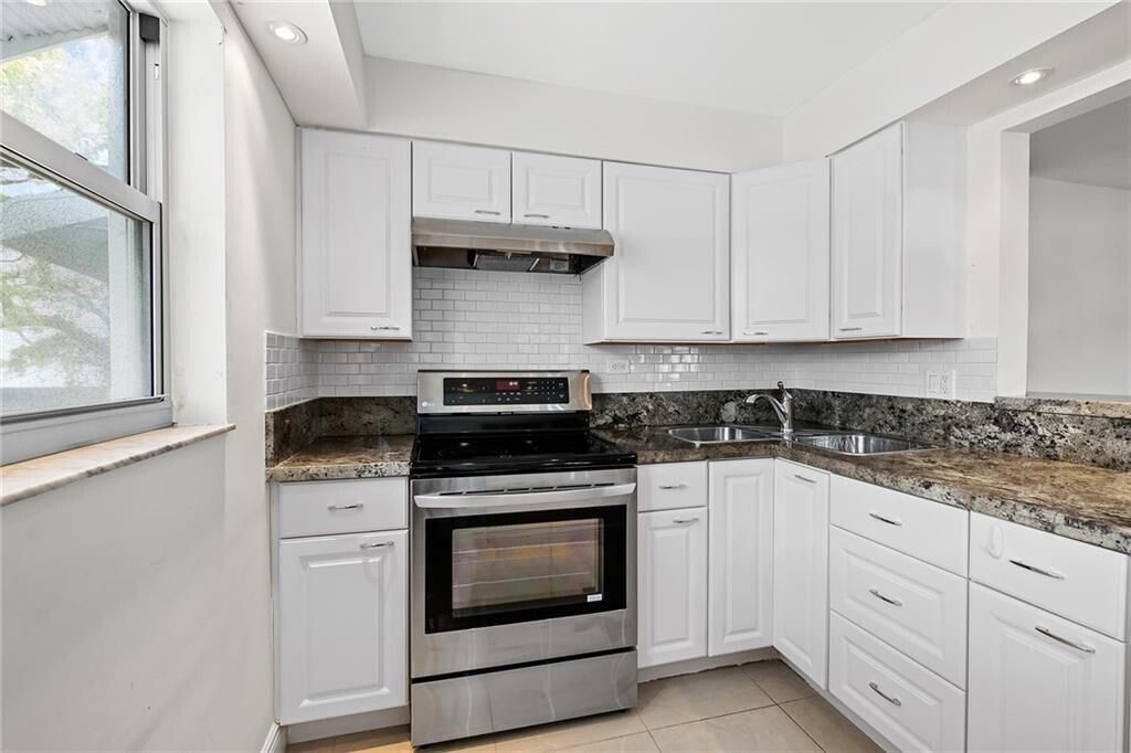 5201 NE 24th Terrace, Unit A201, Fort Lauderdale, FL 33308 Photo