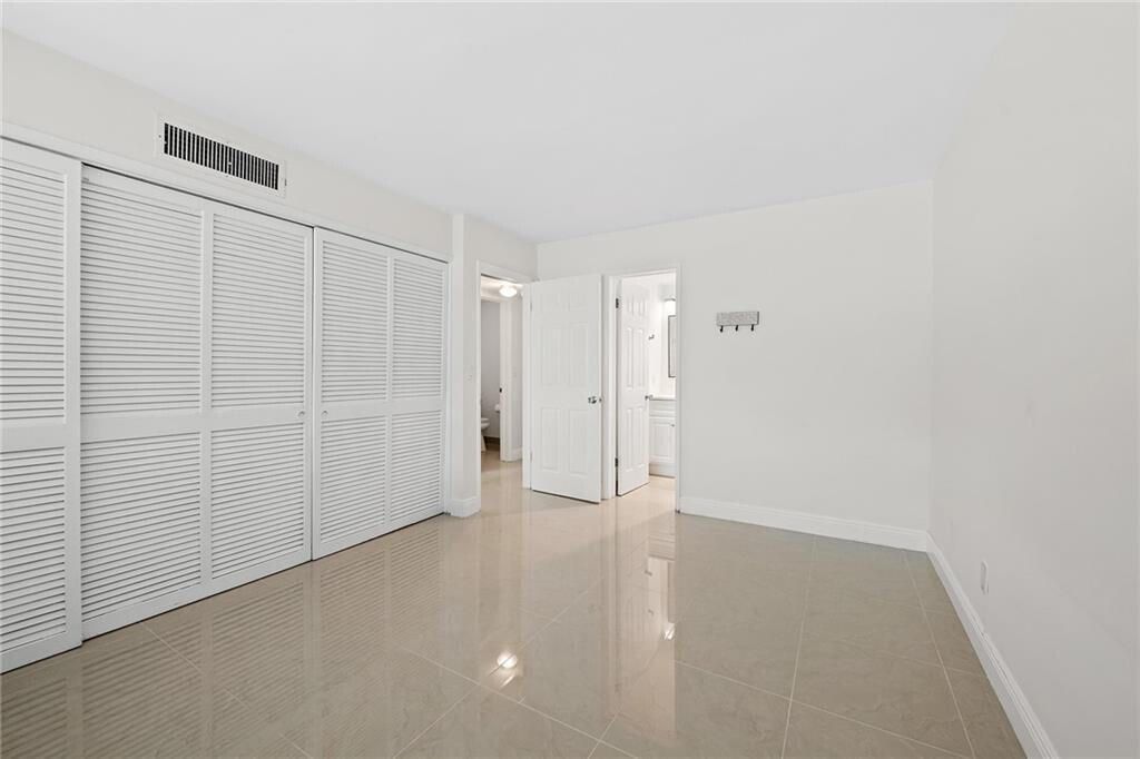 5201 NE 24th Terrace, Unit A201, Fort Lauderdale, FL 33308 Photo
