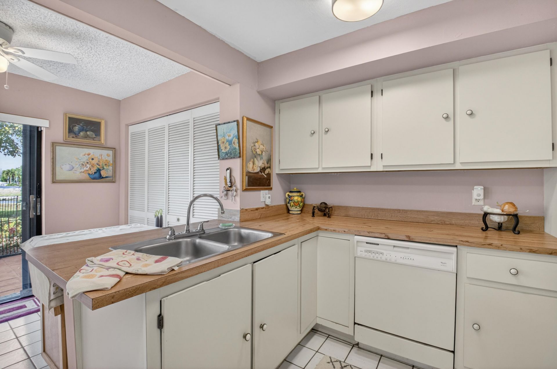 6535 Parkview Drive, Unit B, Boca Raton, FL 33433 Photo