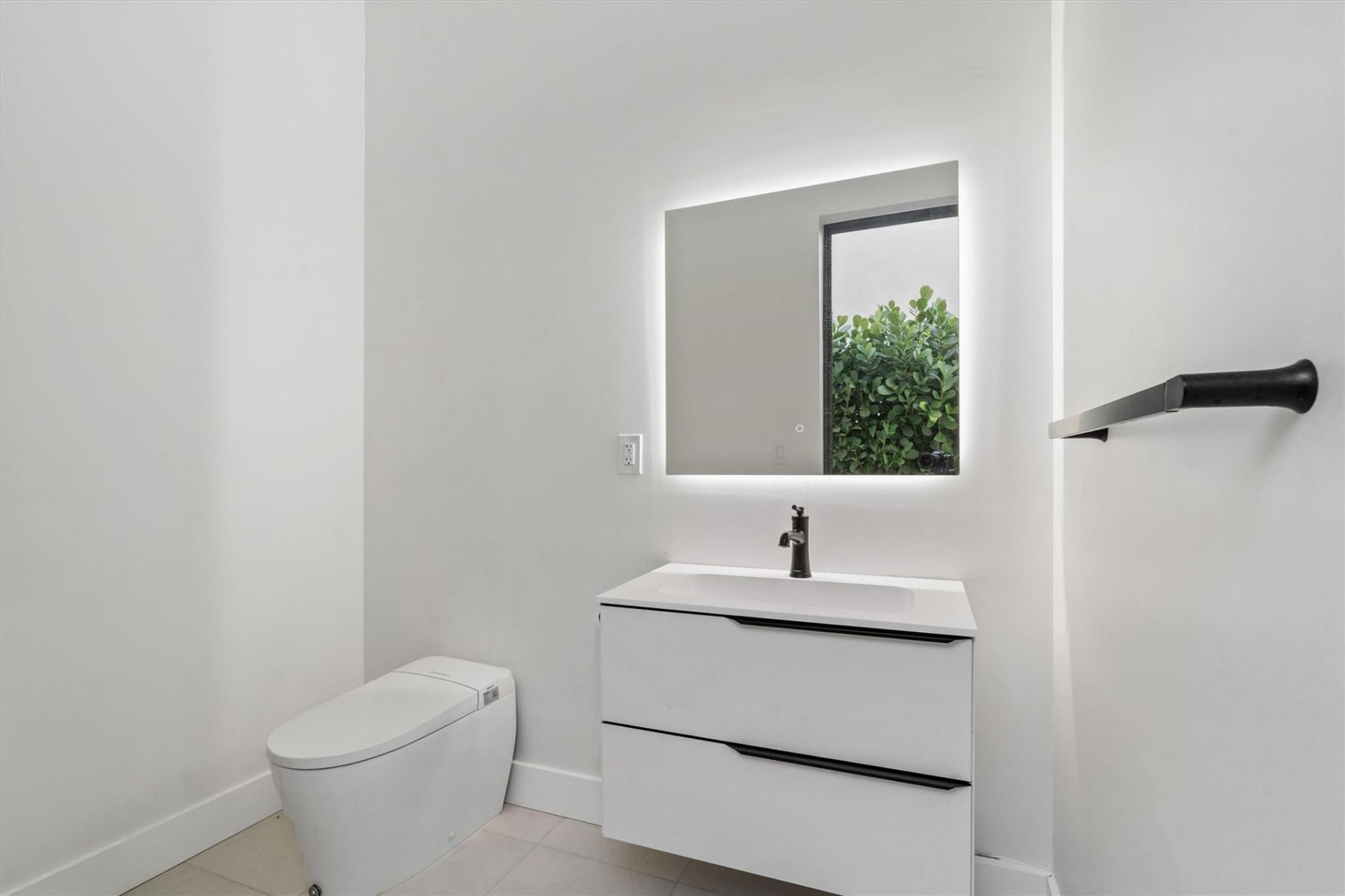 2221 NE 19th Street, Fort Lauderdale, FL 33305 Photo