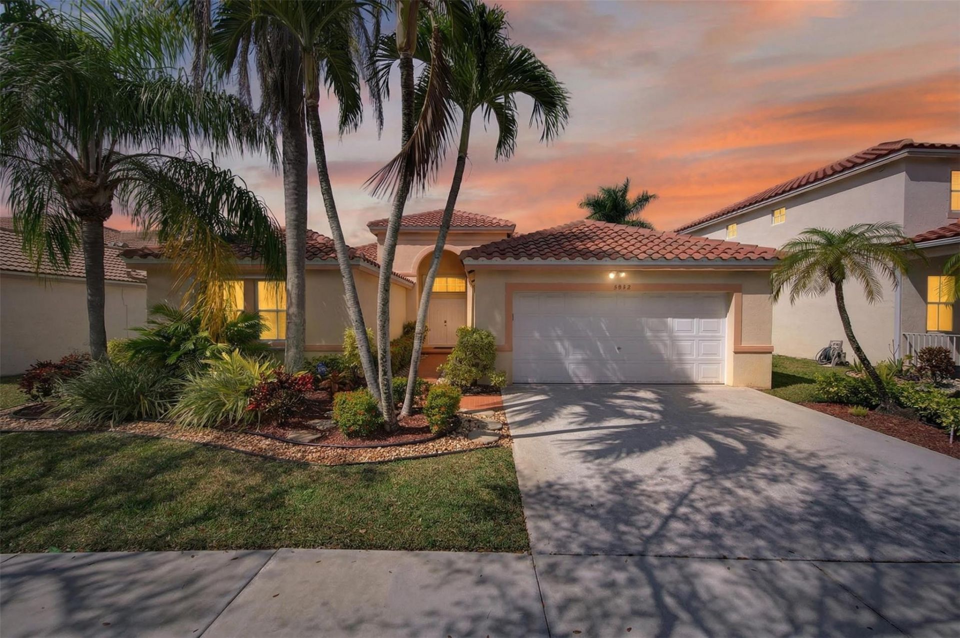 4042 Pinewood Lane, Weston, FL 33331 Photo