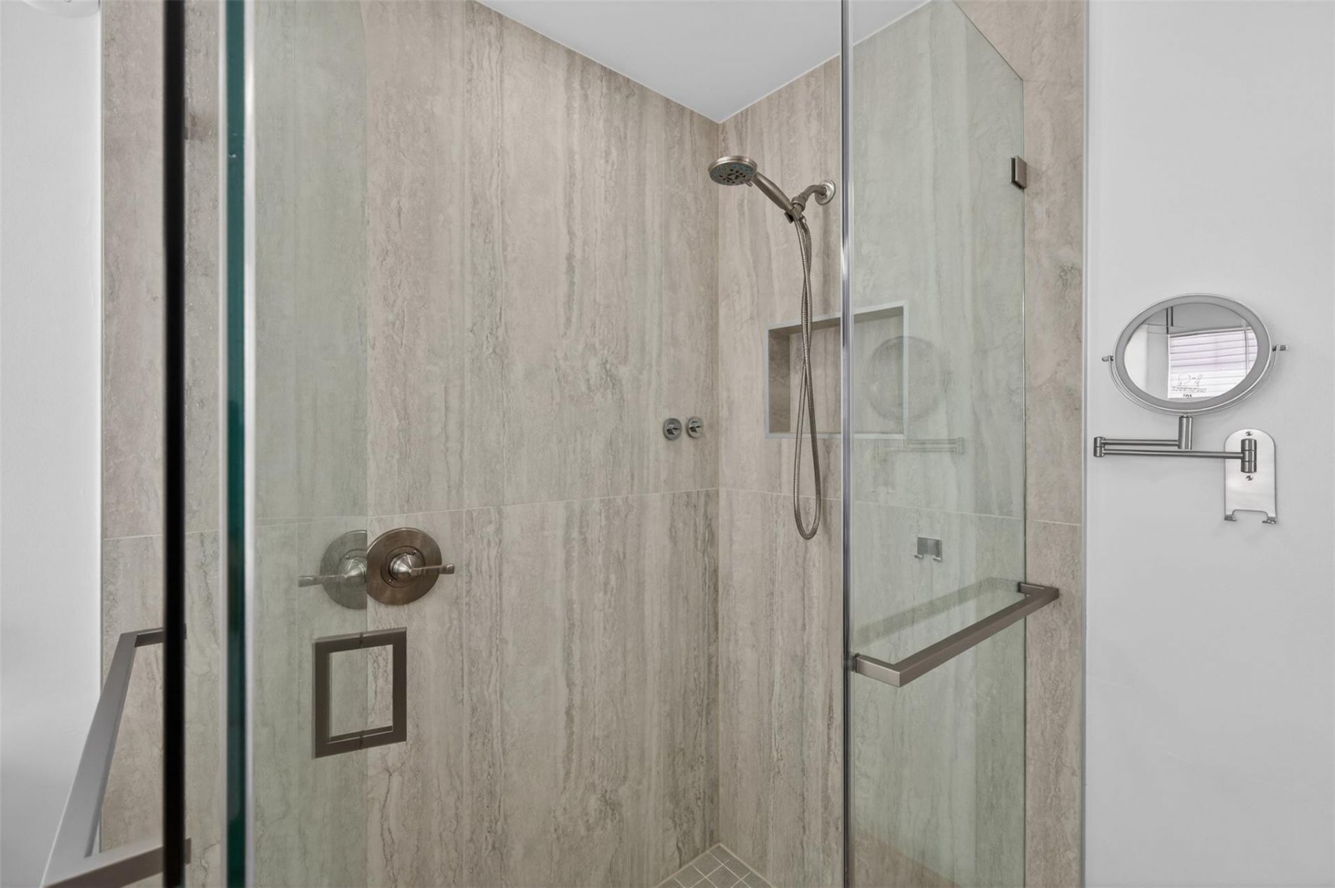 4042 Pinewood Lane, Weston, FL 33331 Photo