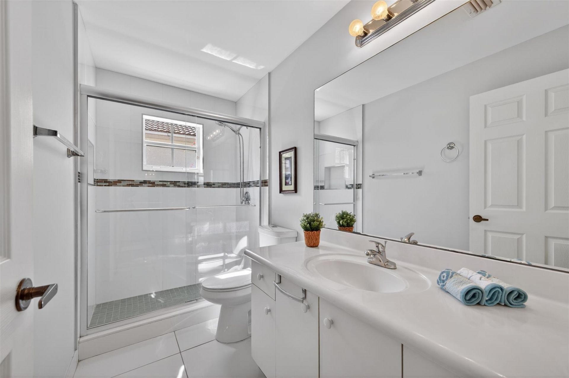 4042 Pinewood Lane, Weston, FL 33331 Photo