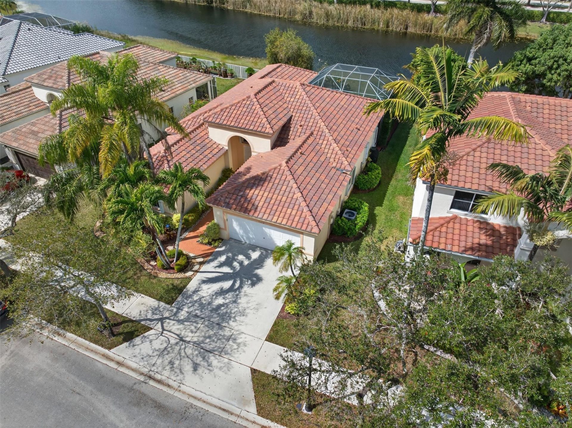 4042 Pinewood Lane, Weston, FL 33331 Photo