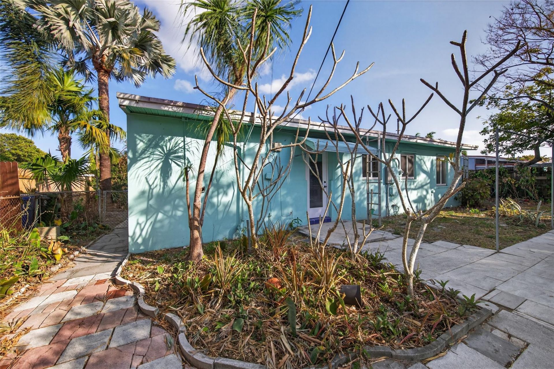 1802 Lauderdale Manor Drive, Fort Lauderdale, FL 33311 Photo