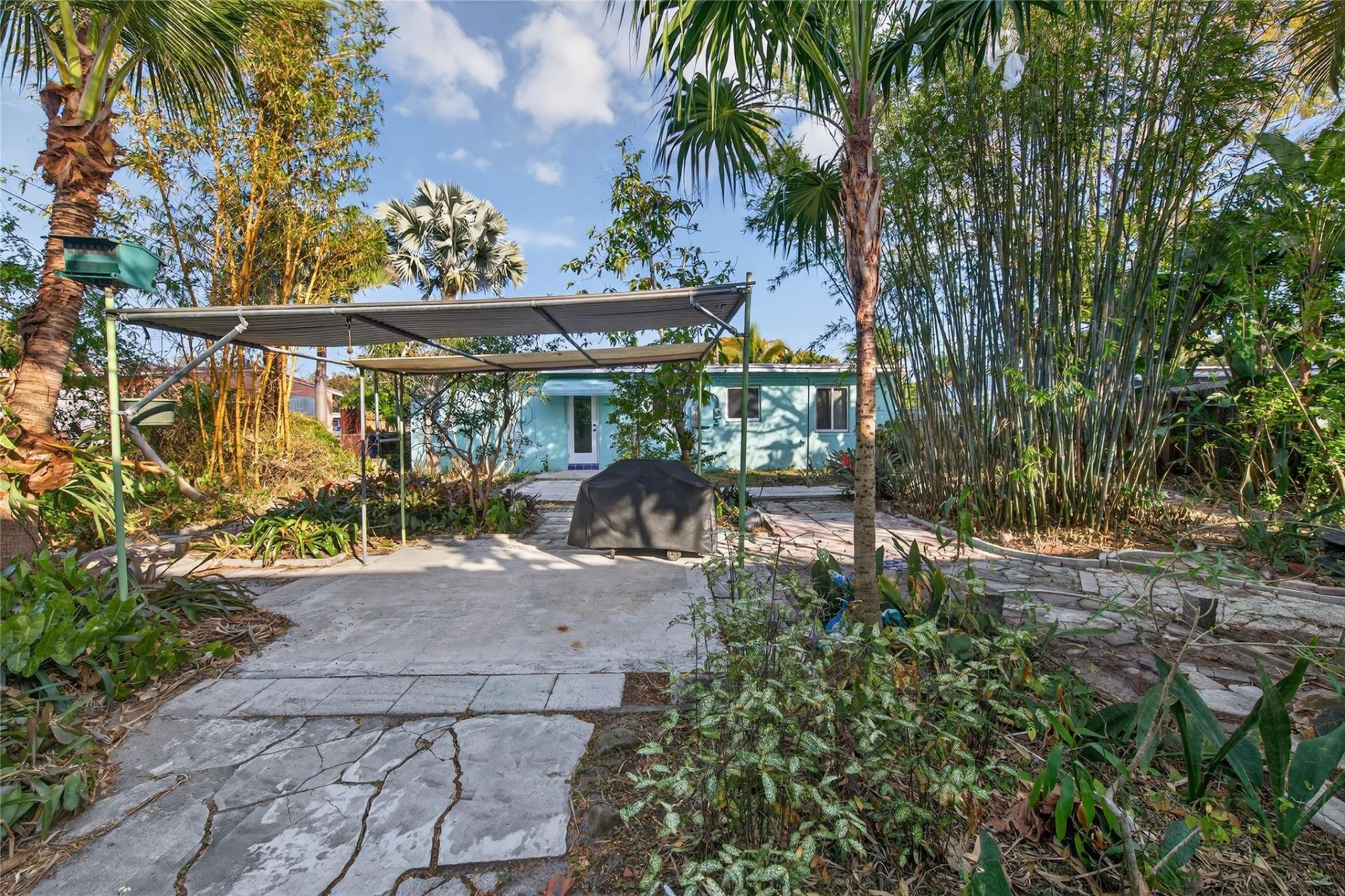 1802 Lauderdale Manor Drive, Fort Lauderdale, FL 33311 Photo