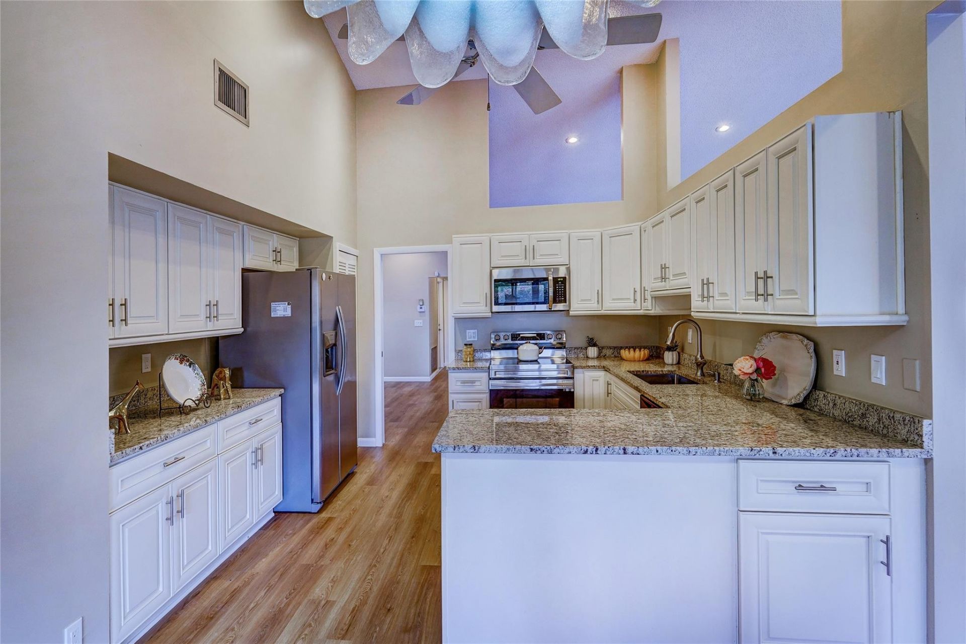 7004 Golf Pointe Circle, Tamarac, FL 33321 Photo