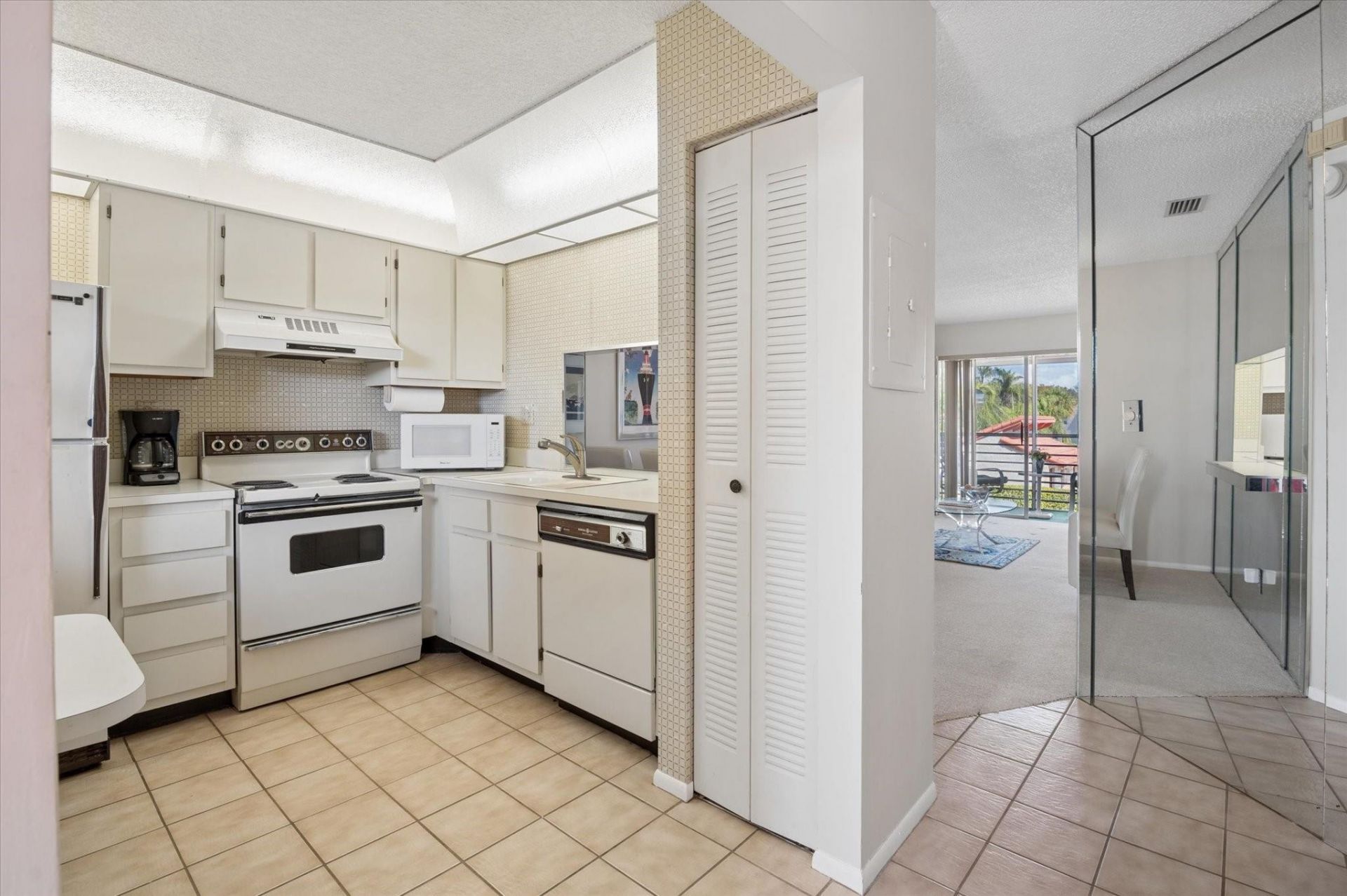 7368 Woodmont Avenue, Unit 203, Tamarac, FL 33321 Photo