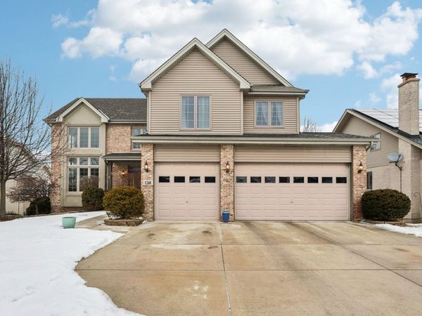 1268 DURHAM Lane, Lemont, IL 60439