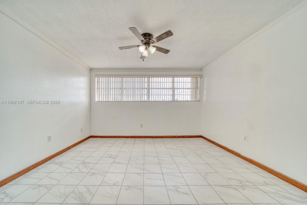 840 SW 105th Ave, Unit 318, Miami, FL 33174 Photo
