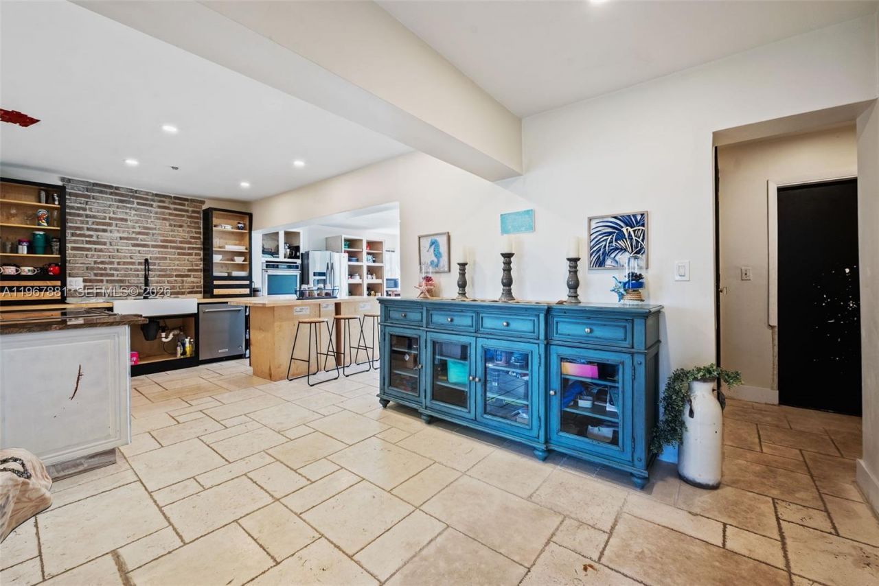 296 Navajo St, Miami Springs, FL 33166 Photo