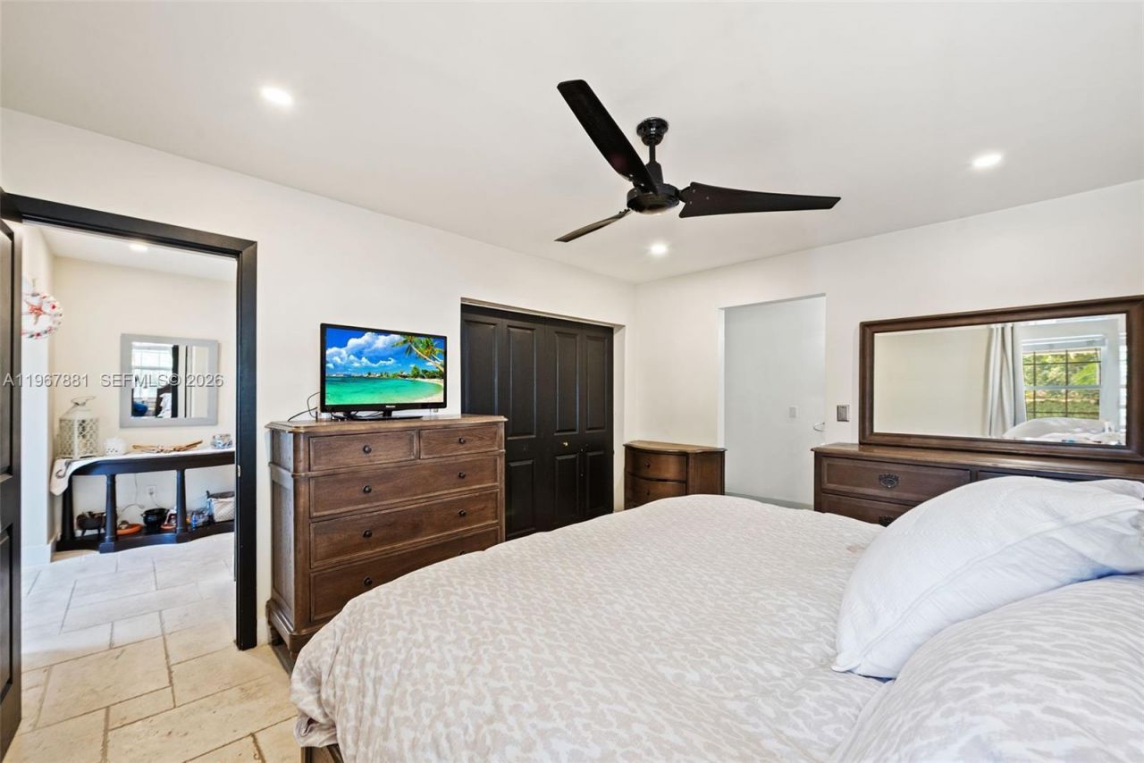 296 Navajo St, Miami Springs, FL 33166 Photo