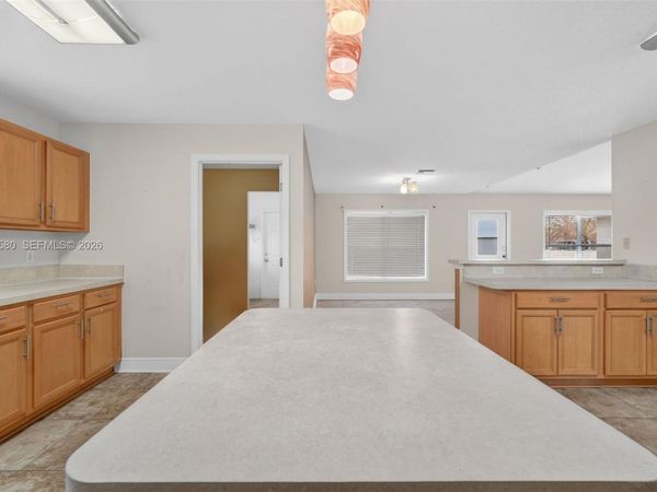 6762 NW Daffodil Ln, Port St. Lucie, FL 34983