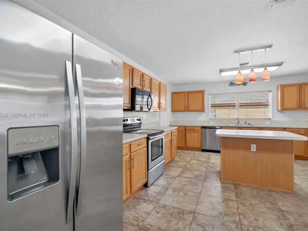 6762 NW Daffodil Ln , Port St. Lucie, FL 34983