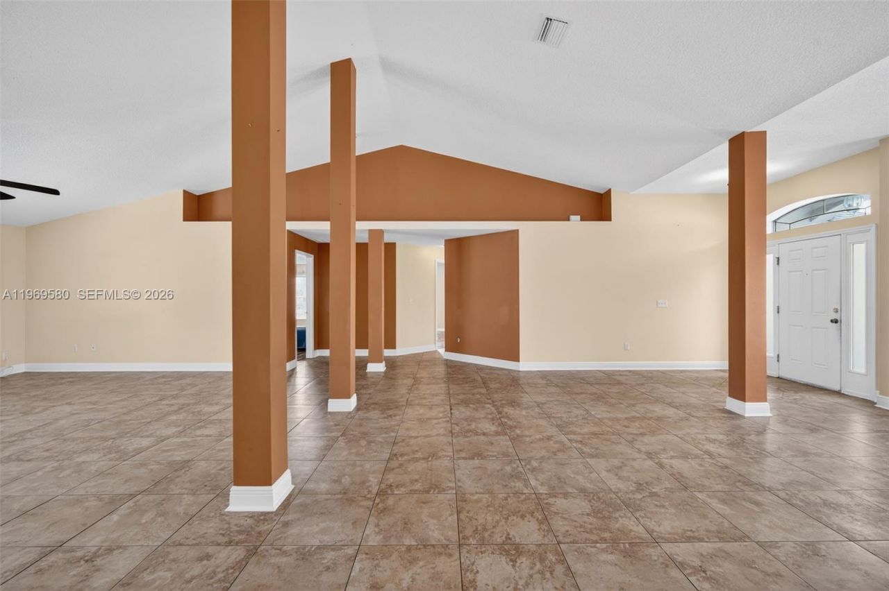 6762 NW Daffodil Ln, Port Saint Lucie, FL 34983 Photo
