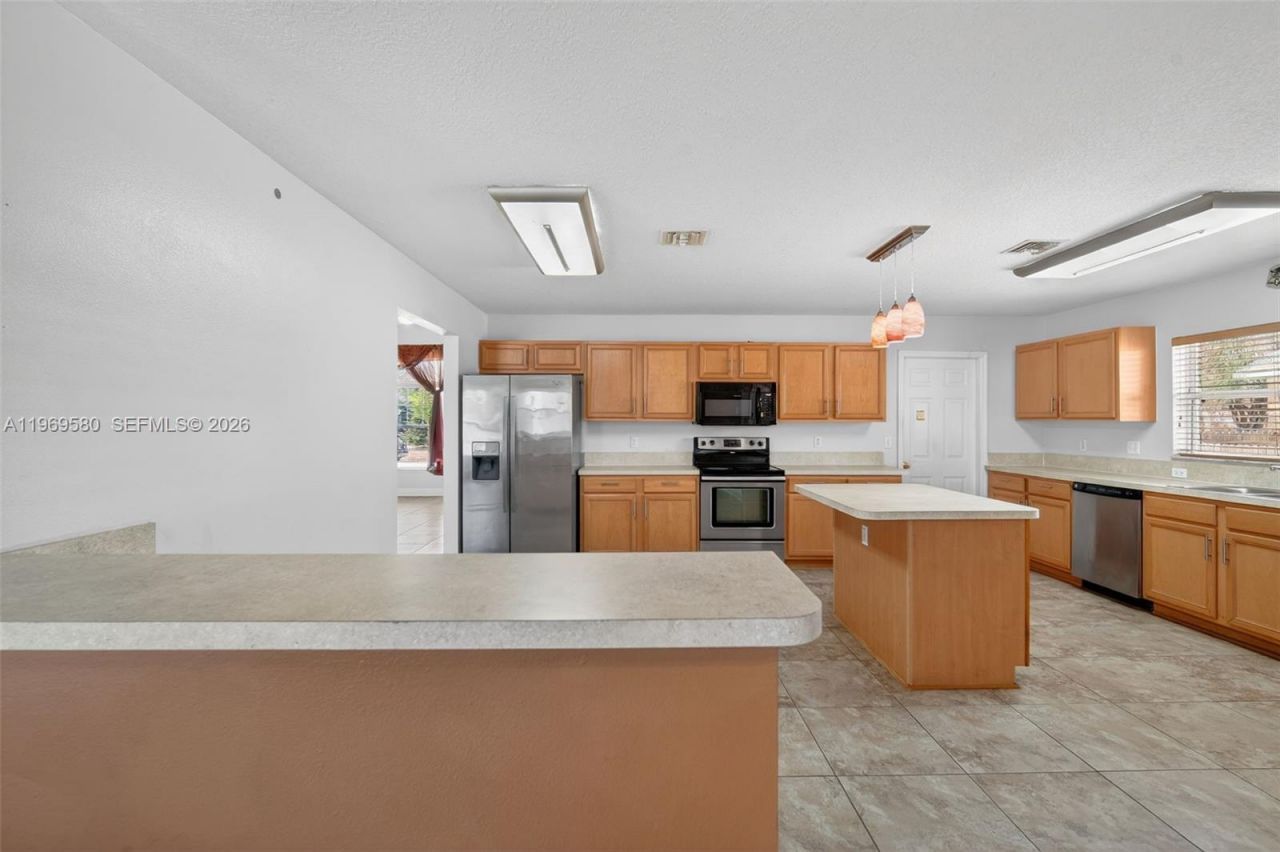 6762 NW Daffodil Ln, Port Saint Lucie, FL 34983 Photo
