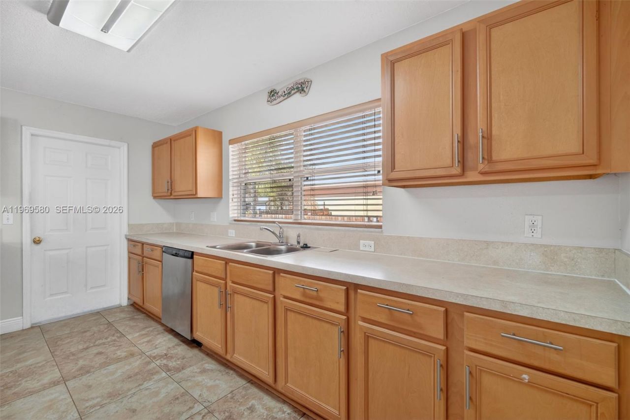6762 NW Daffodil Ln, Port Saint Lucie, FL 34983 Photo