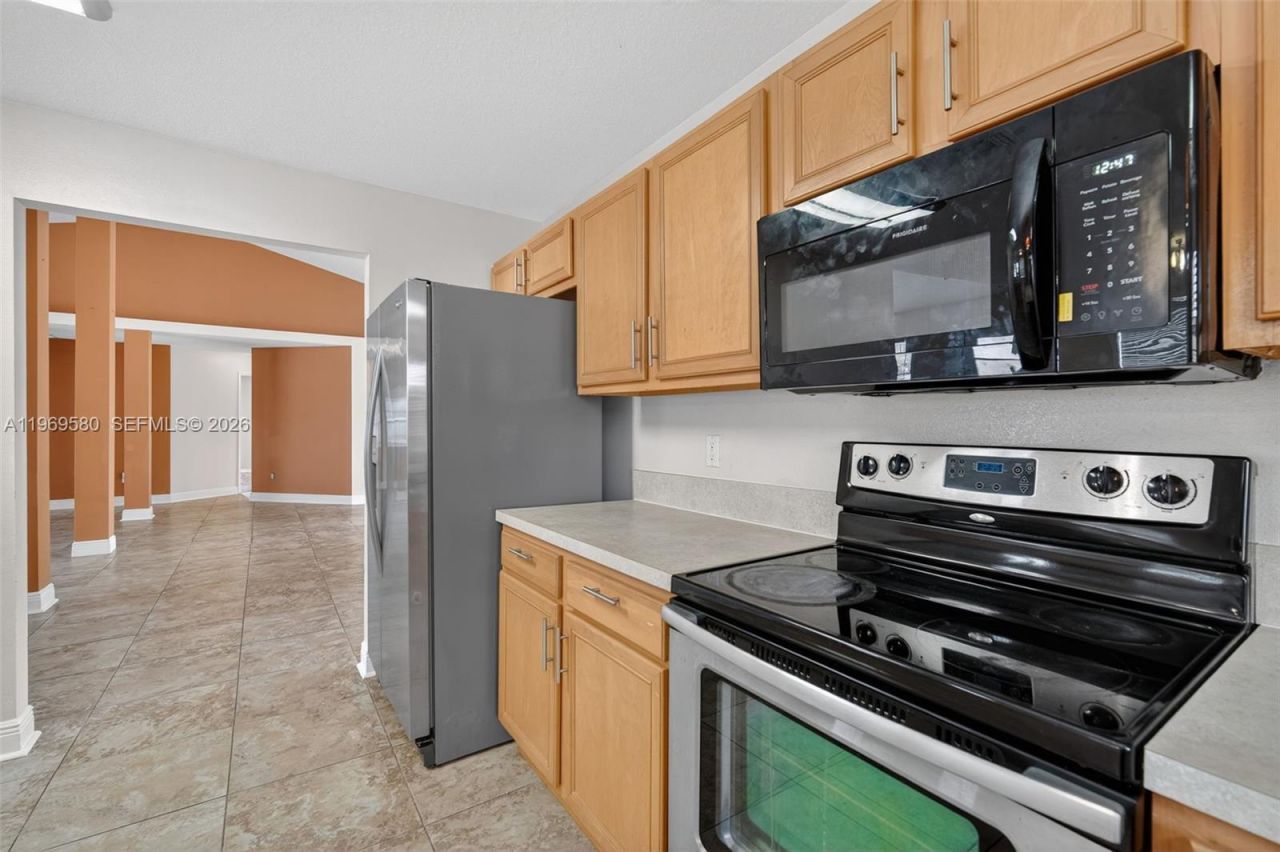 6762 NW Daffodil Ln, Port Saint Lucie, FL 34983 Photo