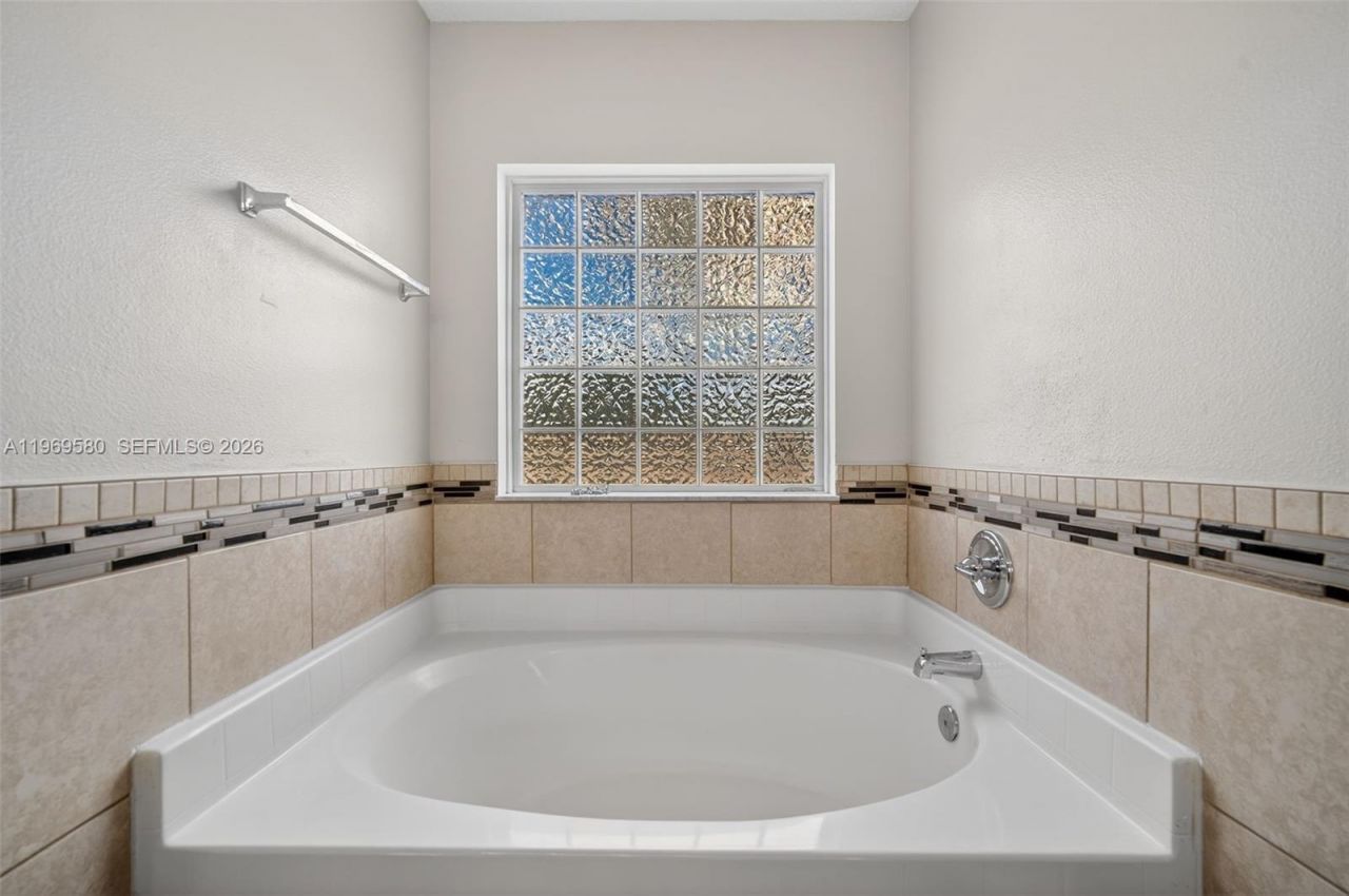 6762 NW Daffodil Ln, Port Saint Lucie, FL 34983 Photo