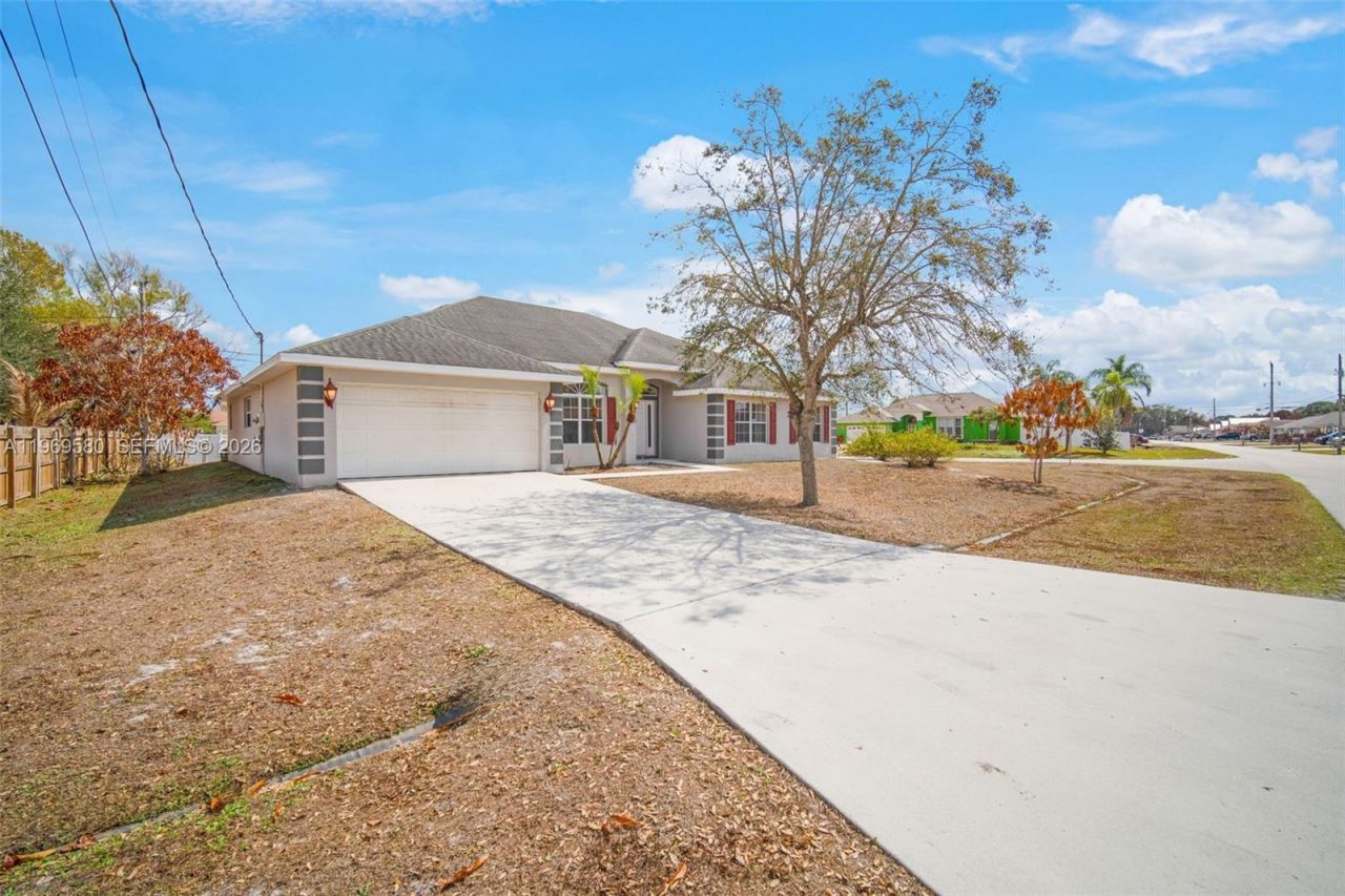 6762 NW Daffodil Ln, Port Saint Lucie, FL 34983 Photo