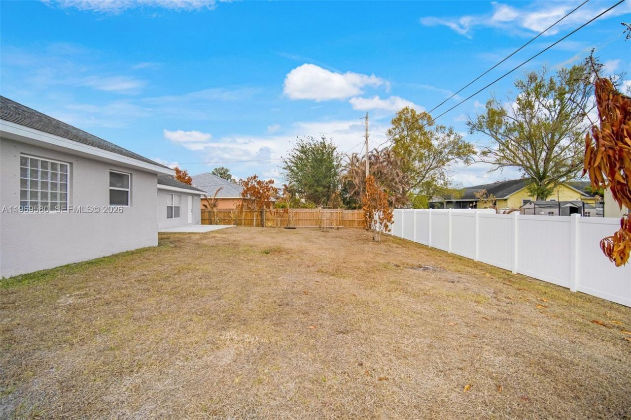6762 NW Daffodil Ln, Port Saint Lucie, FL 34983 Photo