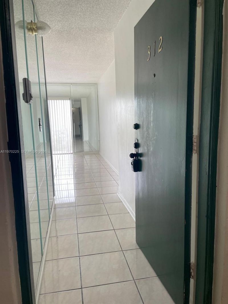 4275 NW South Tamiami Canal Dr, Unit 2-312, Miami, FL 33280 Photo