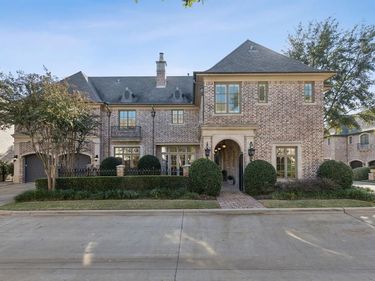 2 Bretton Creek Court, Dallas, TX 75220