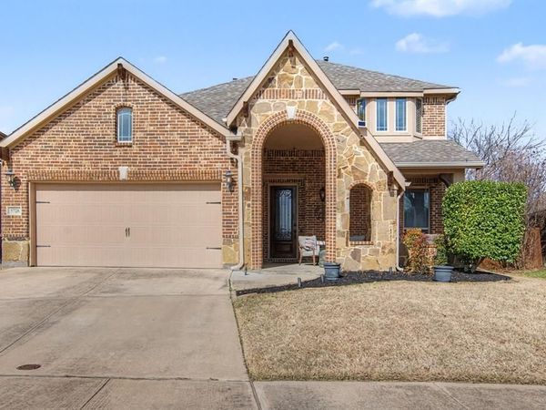 5728 Brookside Drive, Denton, TX 76226