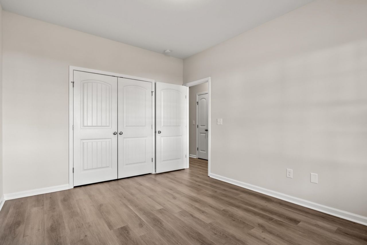 1001 Oakley St. Photo 15