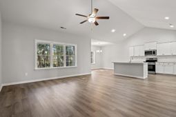 1001 Oakley St. photo 4