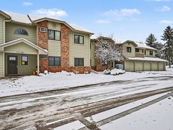 1561 Wheelock Lane, Unit 101, Saint Paul, MN 55117