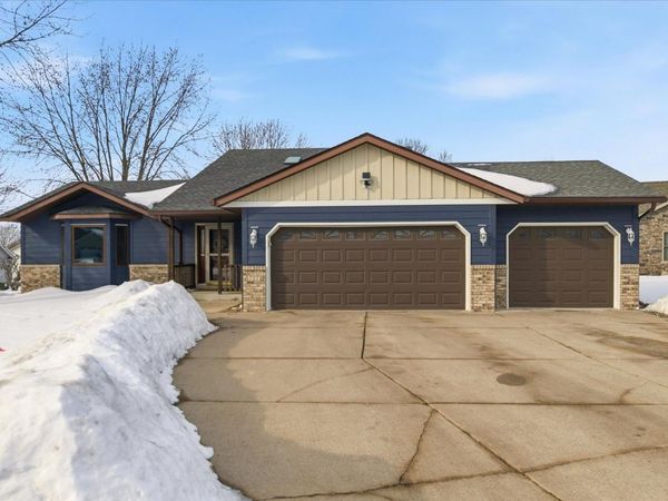 727 Garden Place, Sauk Rapids, MN 56379