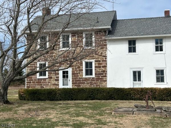 29 Old Franklin School Rd, Franklin, NJ 08867